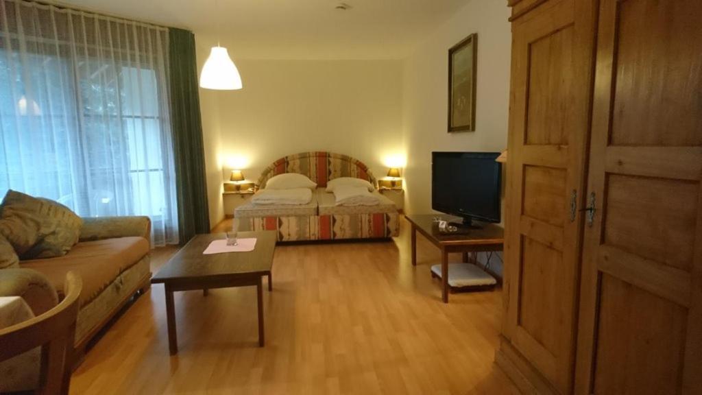 טודמוס Appartments Schwarzwaldhaus Hauptstr. 2A מראה חיצוני תמונה